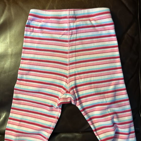 EUC Hanna Andersson girls’ pajamas, pink stripes, size 120 (6-7) - Picture 6 of 8